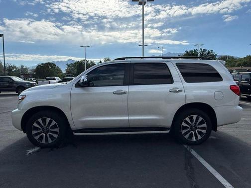 Blizzard Pearl 2016 Toyota Sequoia Platinum