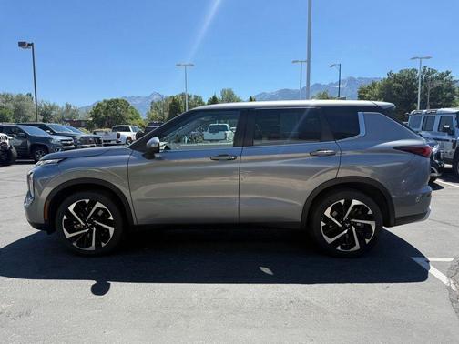 Gray 2022 Mitsubishi Outlander