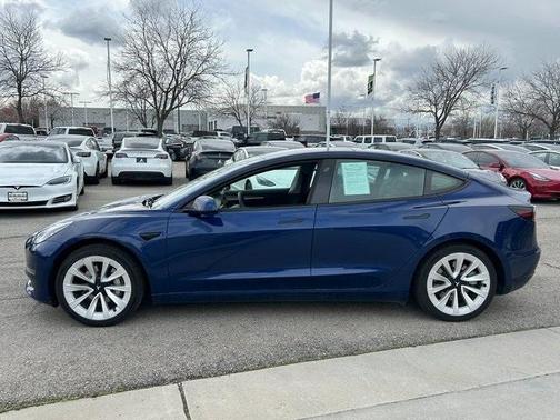 2022 Tesla Model 3 Base