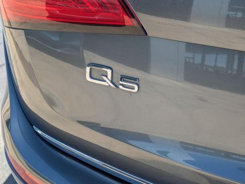 2016 Audi Q5 2.0T Premium Plus
