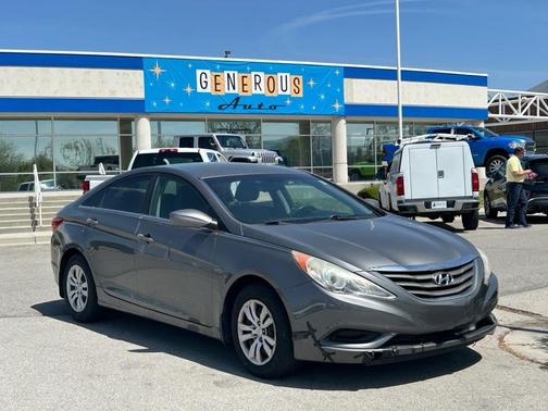 2012 Hyundai SONATA GLS