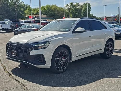 2021 Audi Q8 55 Premium Plus