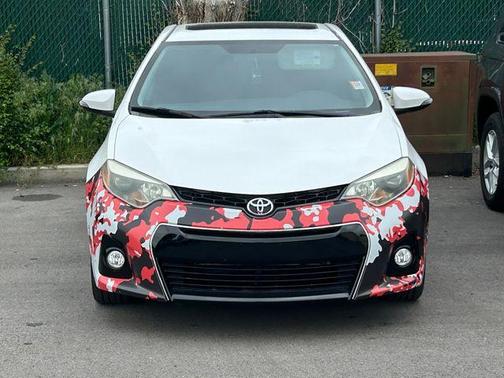 Super White 2016 Toyota Corolla L