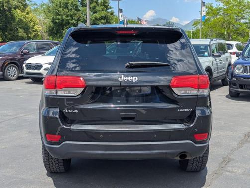 2017 Jeep Grand Cherokee Laredo