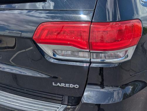 2017 Jeep Grand Cherokee Laredo