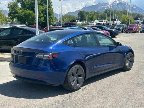 2022 Tesla Model 3 Base