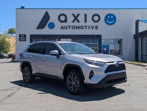 2022 Toyota RAV4 Hybrid XLE Premium
