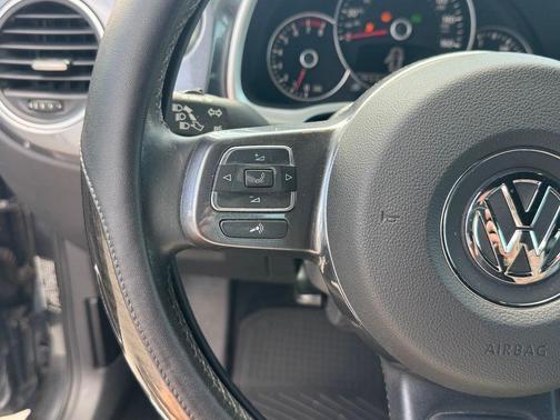Platinum Gray Metallic 2012 Volkswagen Beetle 2.5L