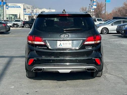 2017 Hyundai SANTA FE Limited Ultimate