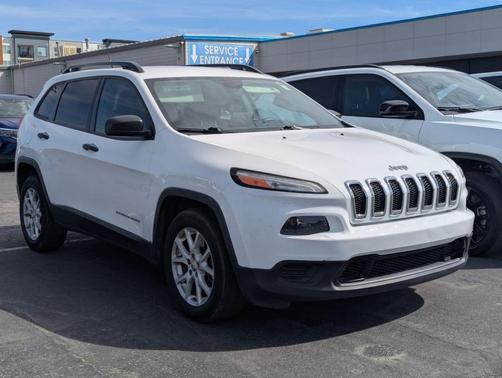 2016 Jeep Cherokee Sport