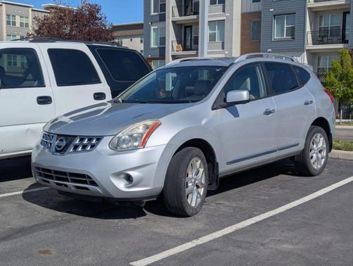 2012 Nissan Rogue SV w/SL Pkg