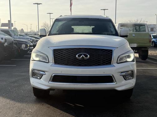 2016 INFINITI QX80 Base