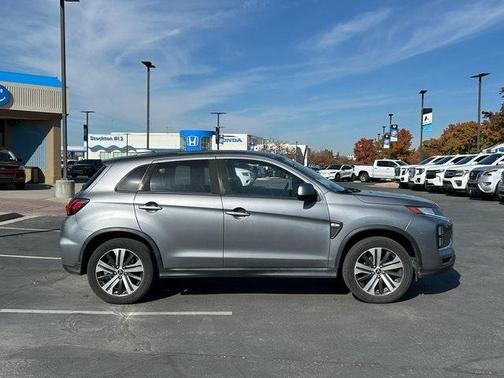 2020 Mitsubishi Outlander Sport 2.0 ES