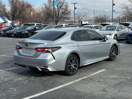 2021 Toyota Camry SE
