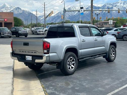 Silver Sky Metallic 2019 Toyota Tacoma SR5
