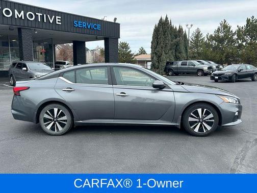 2022 Nissan Altima 2.5 SV