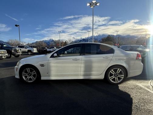 2009 Pontiac G8 Base