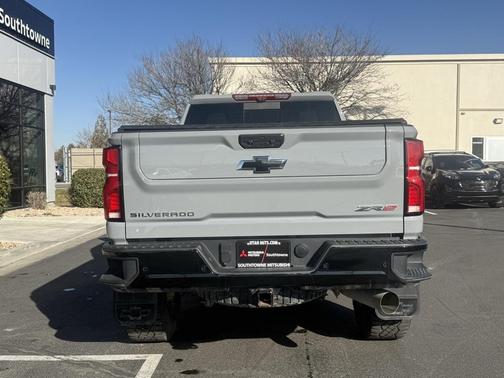 2024 Chevrolet Silverado 2500 ZR2