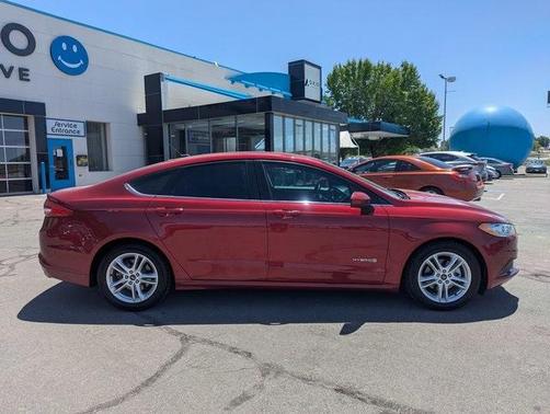 2018 Ford Fusion Hybrid SE