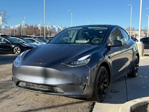 2022 Tesla Model Y Long Range