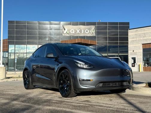 2022 Tesla Model Y Long Range