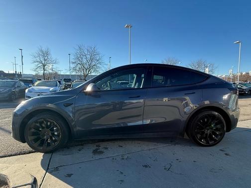 2022 Tesla Model Y Long Range