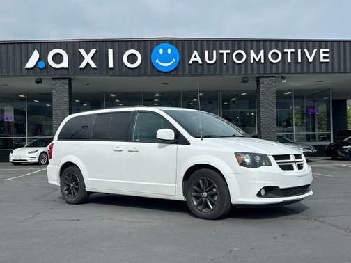 White Knuckle Clearcoat 2018 Dodge Grand Caravan GT
