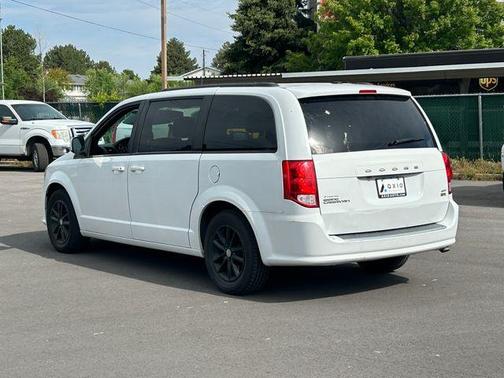 White Knuckle Clearcoat 2018 Dodge Grand Caravan GT
