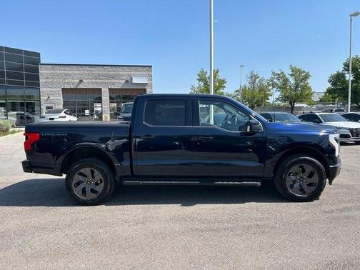 2024 Ford F-150 Lightning LARIAT