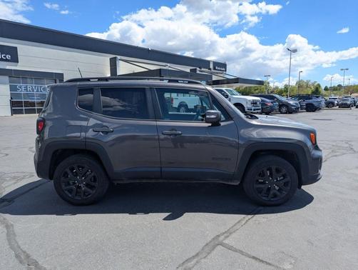 Granite Crystal Clearcoat Metallic 2019 Jeep Renegade Latitude