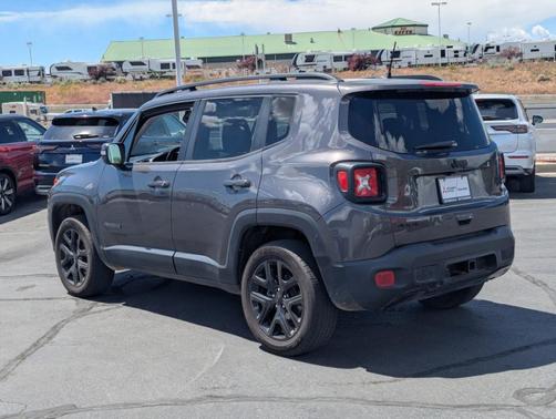Granite Crystal Clearcoat Metallic 2019 Jeep Renegade Latitude