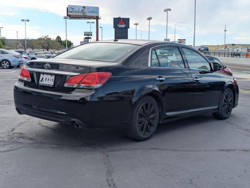 Black 2011 Toyota Avalon Limited