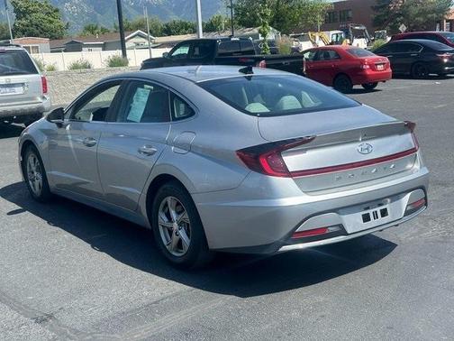 2021 Hyundai SONATA SE