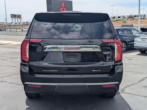 Onyx Black 2021 GMC Yukon XL SLT