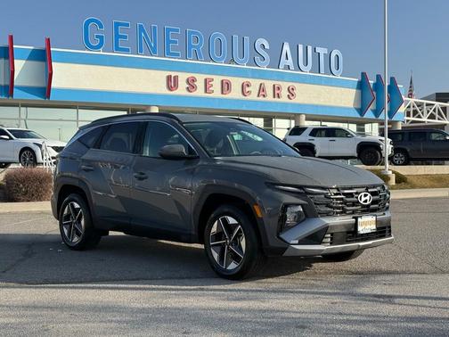 2025 Hyundai TUCSON SEL