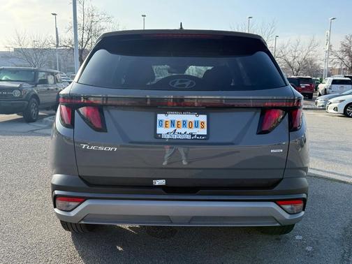 2025 Hyundai TUCSON SEL