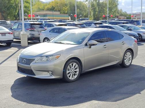 2015 Lexus ES 300h Base