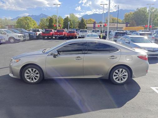 2015 Lexus ES 300h Base