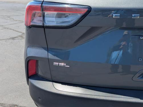 Gray Metallic 2022 Ford Escape SEL