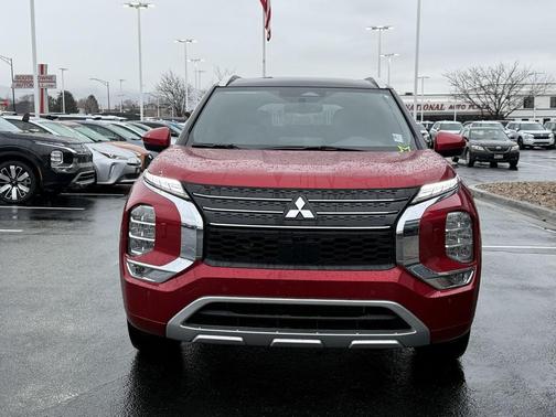 2025 Mitsubishi Outlander PHEV SEL