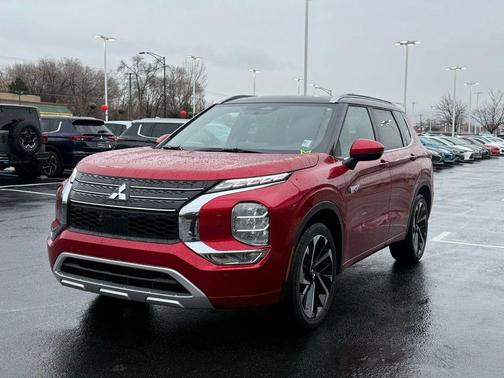 2025 Mitsubishi Outlander PHEV SEL