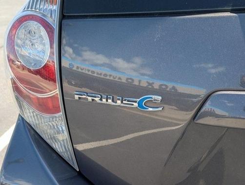 2014 Toyota Prius c Four