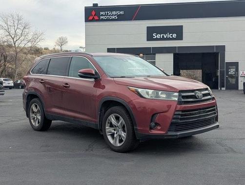2019 Toyota Highlander 
