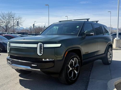 2023 Rivian R1S Adventure Quad Motor Large Pack