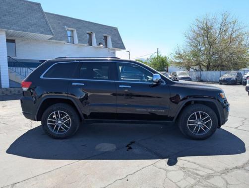 Diamond Black 2018 Jeep Grand Cherokee Limited