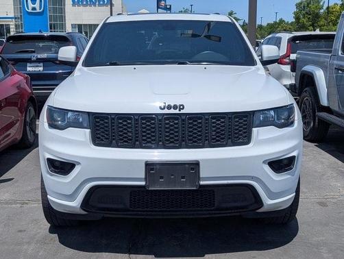 2019 Jeep Grand Cherokee Altitude