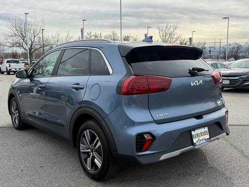 2022 Kia Niro Plug-In Hybrid EX Premium