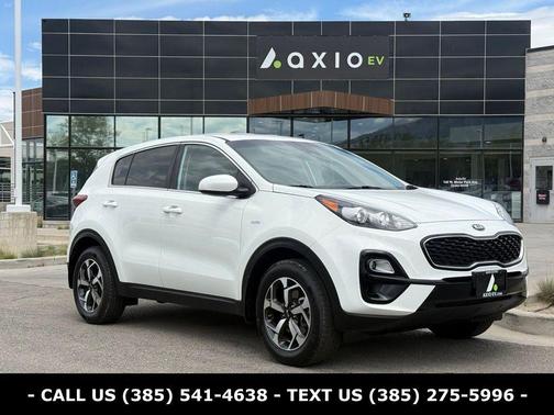 Clear White 2020 Kia Sportage LX