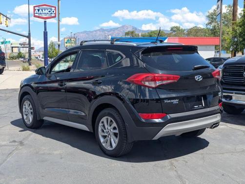 Black Noir Pearl 2017 Hyundai TUCSON Eco