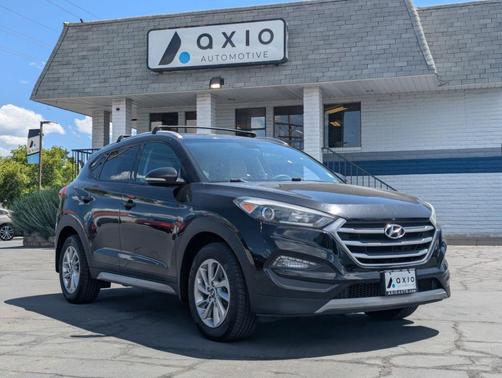 Black Noir Pearl 2017 Hyundai TUCSON Eco